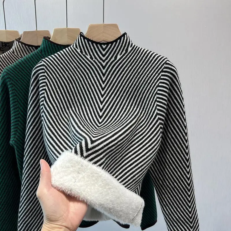 2023 Autumn and Winter Women's New Fashion Commuter Half High Collar Plush Sweater Comfortable Long Sleeve Versatile Top
2023 Autumn and Winter Women's New Fashion Commuter Half High Collar Plush Sweater Comfortable Long Sleeve Versatile Top