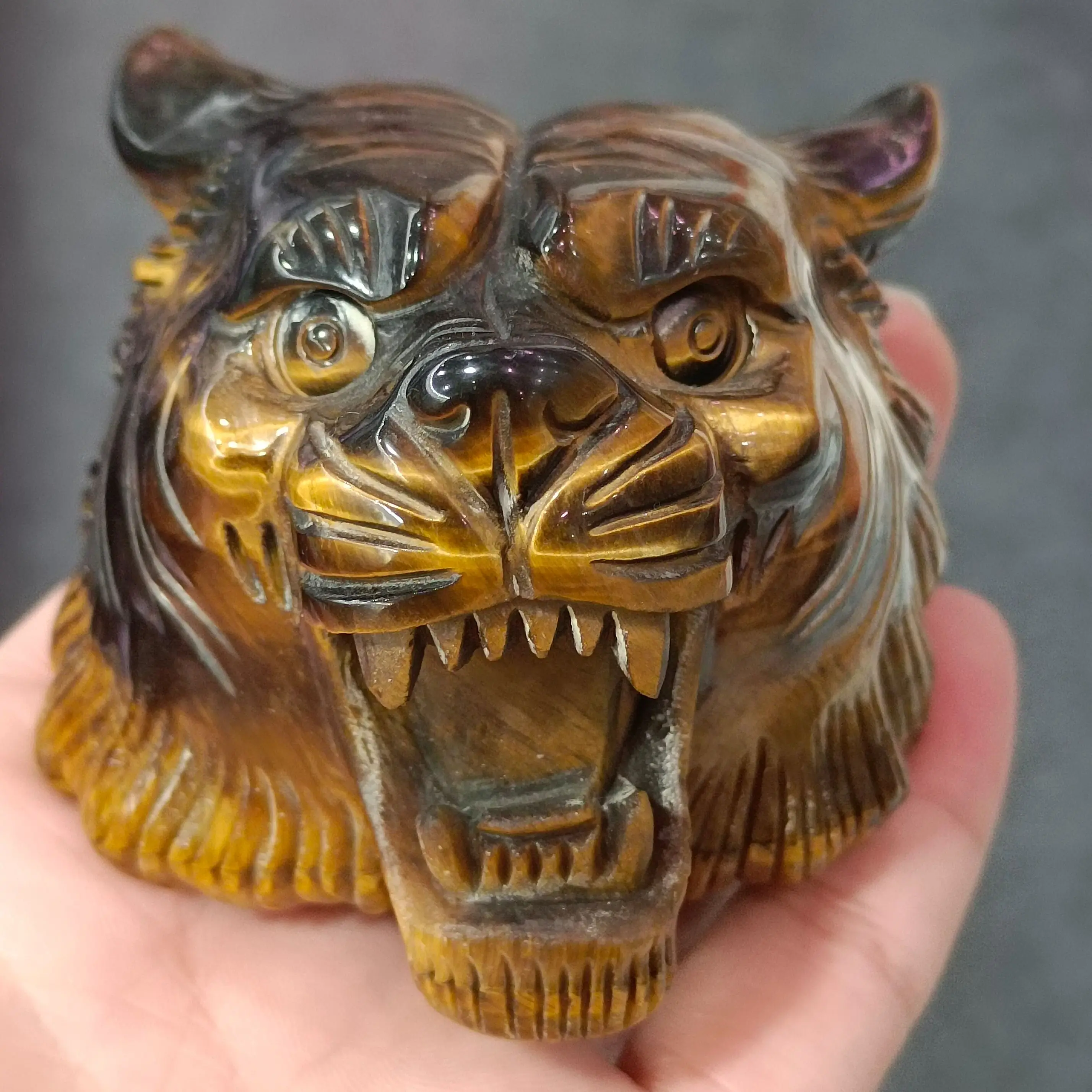 1pc Natural Tiger Eye Stone Crystals Carving Tiger Head Smooth Healing Reiki Decoration Crafts Gifts
1pc Natural Tiger Eye Stone Crystals Carving Tiger Head Smooth Healing Reiki Decoration Crafts Gifts