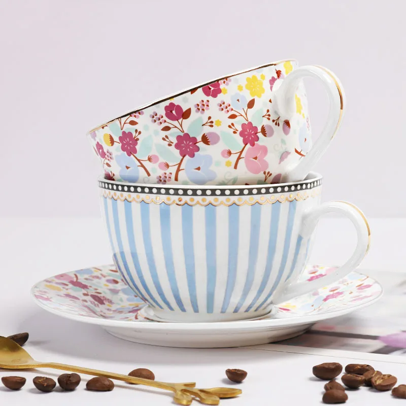European Bone Ceramic Coffee Cup and Saucer Set English Small Fresh Afternoon Tea Turkish Coffee Cups Tiki Mug Cup Mug
European Bone Ceramic Coffee Cup and Saucer Set English Small Fresh Afternoon Tea Turkish Coffee Cups Tiki Mug Cup Mug