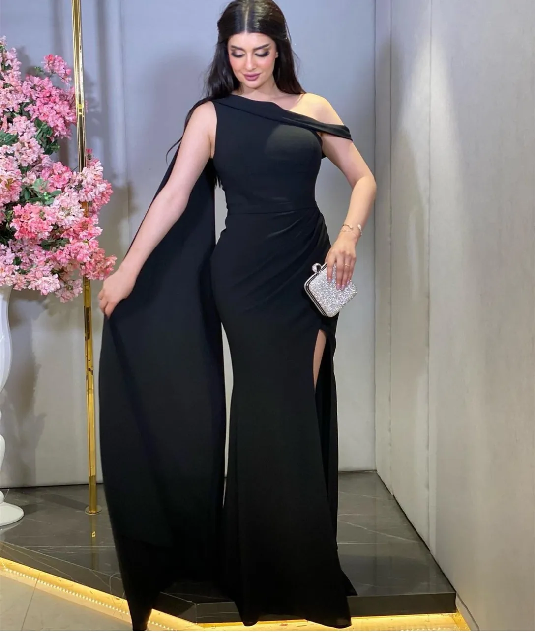 

Elegant Long Black Crepe Evening Dress With Side Slit Mermaid Pleated Watteau Train Prom Dress Robes de Soirée for Women