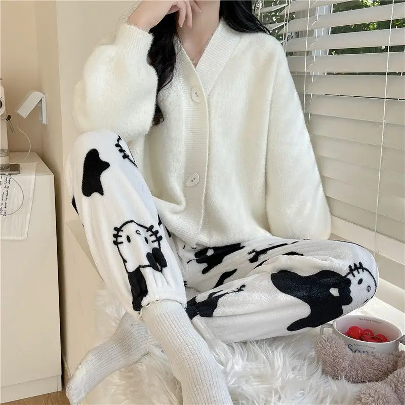 Sanrioed Hello Kitty Pajamas Pants High Waist Thickened Velvet Home Casual Animation Coral Velvet Winter Kawaii Christmas Warm
Sanrioed Hello Kitty Pajamas Pants High Waist Thickened Velvet Home Casual Animation Coral Velvet Winter Kawaii Christmas Warm