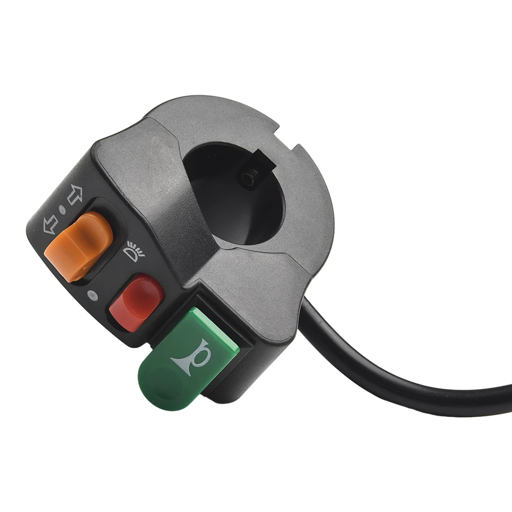 Motorcycle Scooter Handlebar 3 In 1 ON-OFF Switch 7/8'' 22mm Diameter Headlights/Turn Signal Lights/Horn ON-OFF Switch 3 In 1
Motorcycle Scooter Handlebar 3 In 1 ON-OFF Switch 7/8'' 22mm Diameter Headlights/Turn Signal Lights/Horn ON-OFF Switch 3 In 1