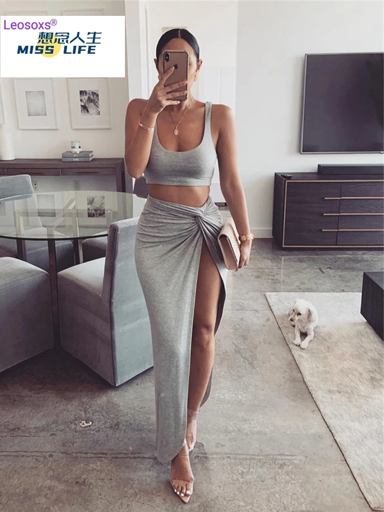 DFLlifes Sexy Two-Piece Outfits Women Party 2 Piece Set Clubwear Sleeveless Summer New Twist Side Split Long Skirts Matching Set
DFLlifes Sexy Two-Piece Outfits Women Party 2 Piece Set Clubwear Sleeveless Summer New Twist Side Split Long Skirts Matching Set