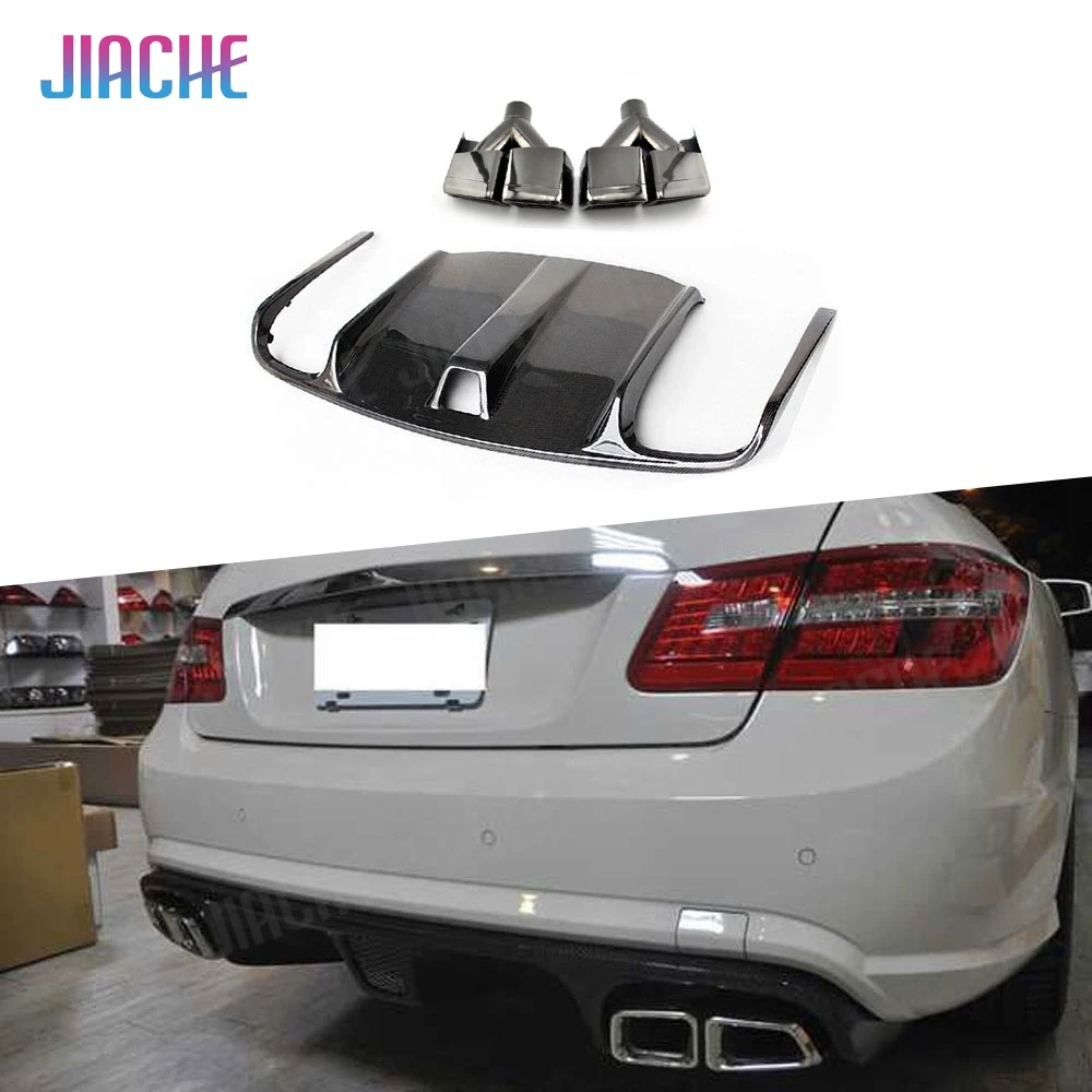 Carbon Fiber Rear Bumper Lip with Exhuast Tips For Benz E Class W207 C207 Coupe E260 E300 E350 Sport Coupe 2009-2012 Diffuser
Carbon Fiber Rear Bumper Lip with Exhuast Tips For Benz E Class W207 C207 Coupe E260 E300 E350 Sport Coupe 2009-2012 Diffuser