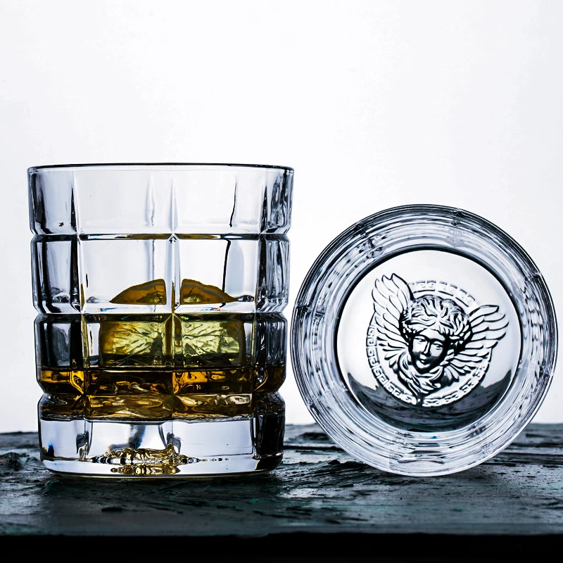 Ins medusa whisky glass crystal glass wine glass creative home beer glass bar KTV strong wine glass
Ins medusa whisky glass crystal glass wine glass creative home beer glass bar KTV strong wine glass