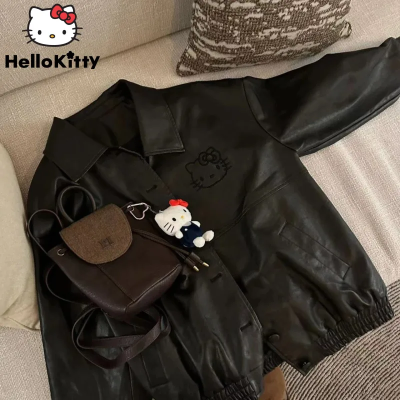 Sanrio Autumn New PU Leather Jacket Women Hello Kitty Embroidery Y2k Sweet Cool Versatile Cardigan Coat Jacket Trendy Casual Top
Sanrio Autumn New PU Leather Jacket Women Hello Kitty Embroidery Y2k Sweet Cool Versatile Cardigan Coat Jacket Trendy Casual Top