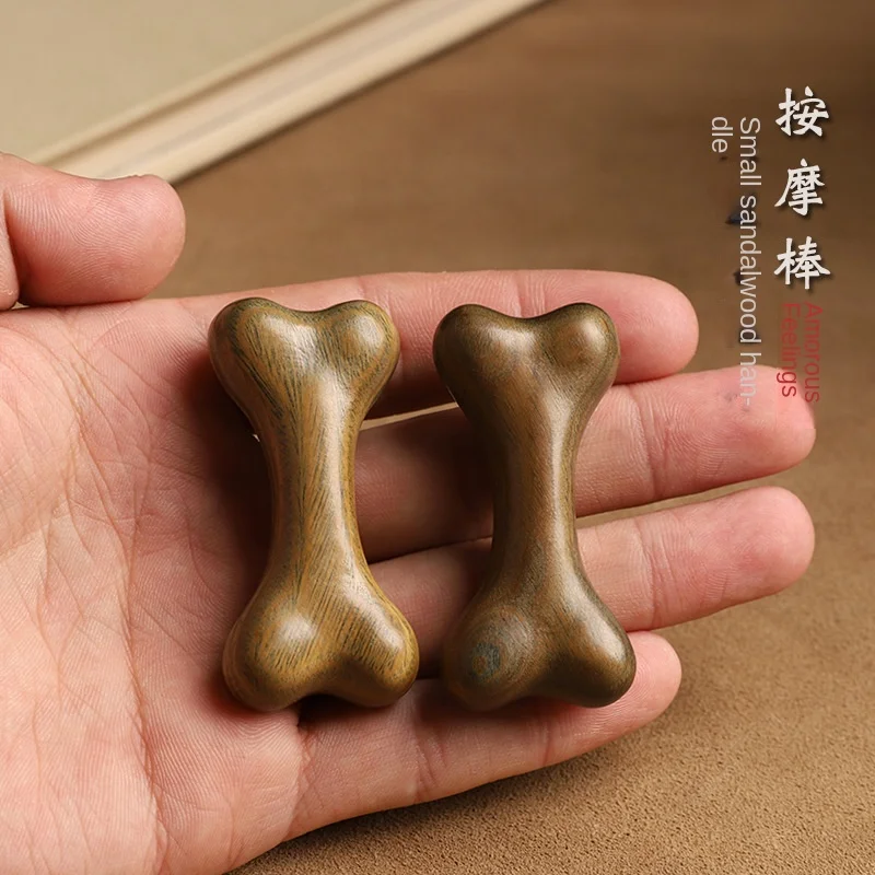 Green sandalwood small bone text play hand piece wooden massage scraping fun wood carving crafts cute creative jewelry
Green sandalwood small bone text play hand piece wooden massage scraping fun wood carving crafts cute creative jewelry