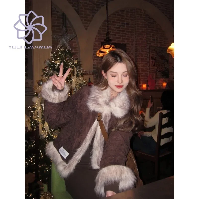 Vintage Fur Collar Cotton Jackets for Women 2023 Autumn Winter Korean Style Long Sleeve Loose Coats Female Outerwear
Vintage Fur Collar Cotton Jackets for Women 2023 Autumn Winter Korean Style Long Sleeve Loose Coats Female Outerwear