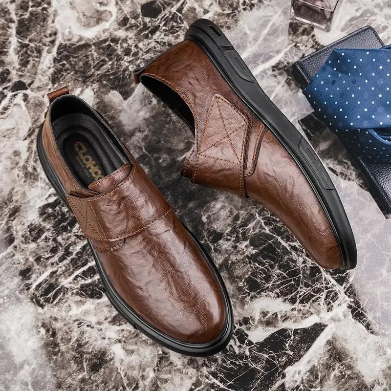 Men's Breathable Leather Shoes Men's 2024 Summer Men's Versatile Tide Shoes Soft Bottom Moccasins
Men's Breathable Leather Shoes Men's 2024 Summer Men's Versatile Tide Shoes Soft Bottom Moccasins