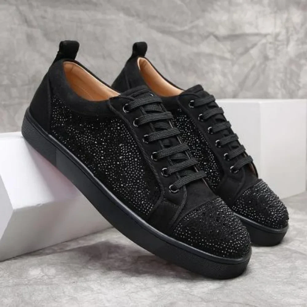 Luxury Brands Black Crystal Leather Red Bottoms Low Top Shoes For Men's Casual Flats Loafers Women's Popular Rhinestone Sneakers
Luxury Brands Black Crystal Leather Red Bottoms Low Top Shoes For Men's Casual Flats Loafers Women's Popular Rhinestone Sneakers
