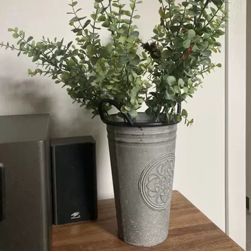 Metal Antique Vase Big Size Plantas Office Tall Vase Floor Modern Style Minimalist Vasi Per Fiori Acrylic Room Decor
Metal Antique Vase Big Size Plantas Office Tall Vase Floor Modern Style Minimalist Vasi Per Fiori Acrylic Room Decor