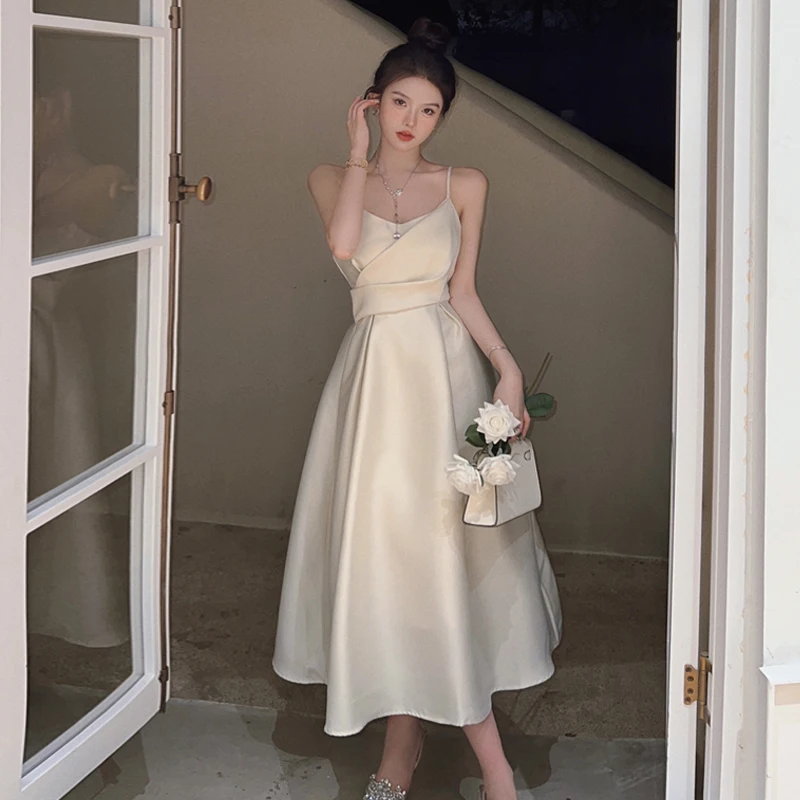 

Белое Атласное Платье на бретельках во французском стиле, привлекательное официальное платье для встреч, 2023, женское роскошное платье в стиле знаменитости для дня рождения