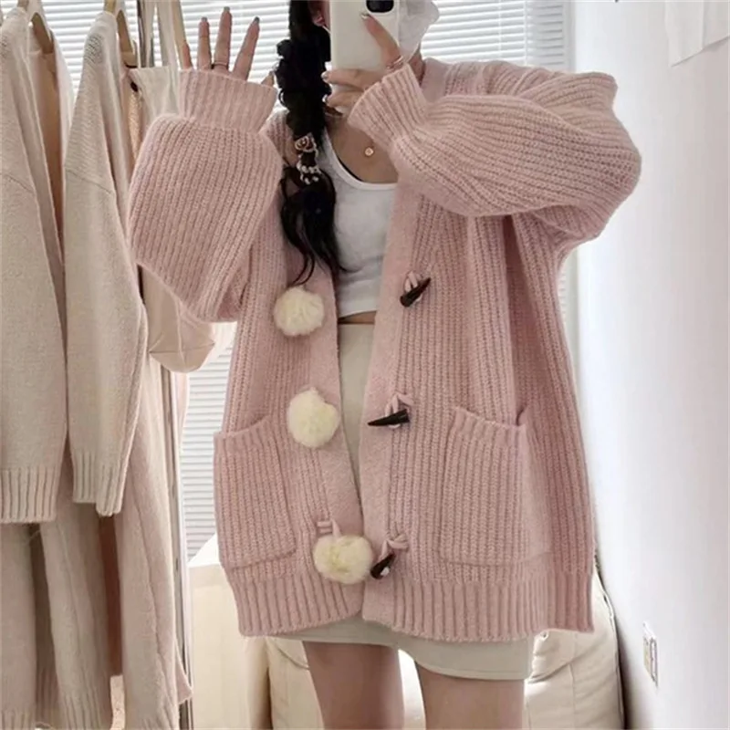 Женский трикотажный кардиган с V-образным вырезом и длинным рукавом 
Женский трикотажный кардиган с V-образным вырезом и длинным рукавом