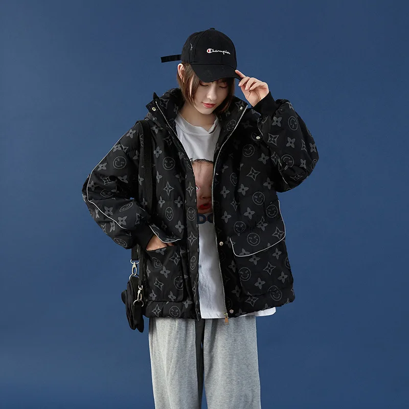 2022 New Down Jacket Women Loose Hooded Cute Luminous Warm Reflective Fashion Printing Simple Women's Jacket Top
2022 New Down Jacket Women Loose Hooded Cute Luminous Warm Reflective Fashion Printing Simple Women's Jacket Top