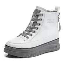 2022 Spring Autumn Women Ankle Boots Fashion Casual Cross-Tied Genuine Leather Platform Leather Boots Woman Popular Classic Shoe 
2022 Spring Autumn Women Ankle Boots Fashion Casual Cross-Tied Genuine Leather Platform Leather Boots Woman Popular Classic Shoe