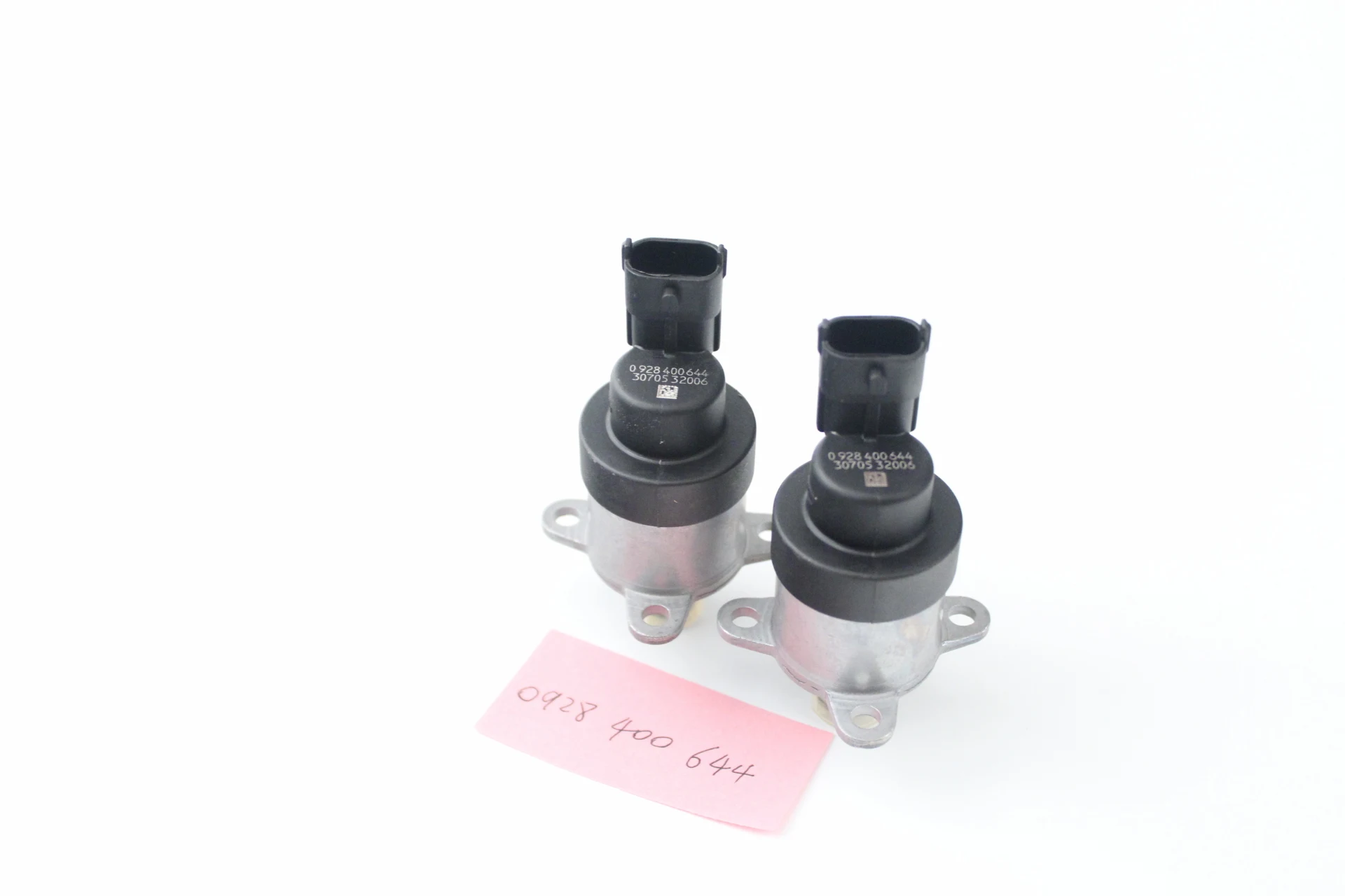 0928400644 0 928 400 644 Fuel Pump Regulator Metering Control Solenoid SCV Valve Unit For Ford Cargo F250 Cummins deutz 
0928400644 0 928 400 644 Fuel Pump Regulator Metering Control Solenoid SCV Valve Unit For Ford Cargo F250 Cummins deutz
