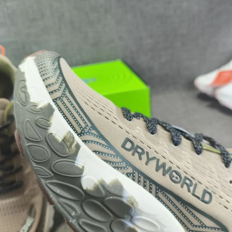 Dryword Jogging Shoe Designer Se5825ee9187e484da56a0bb207302b60t