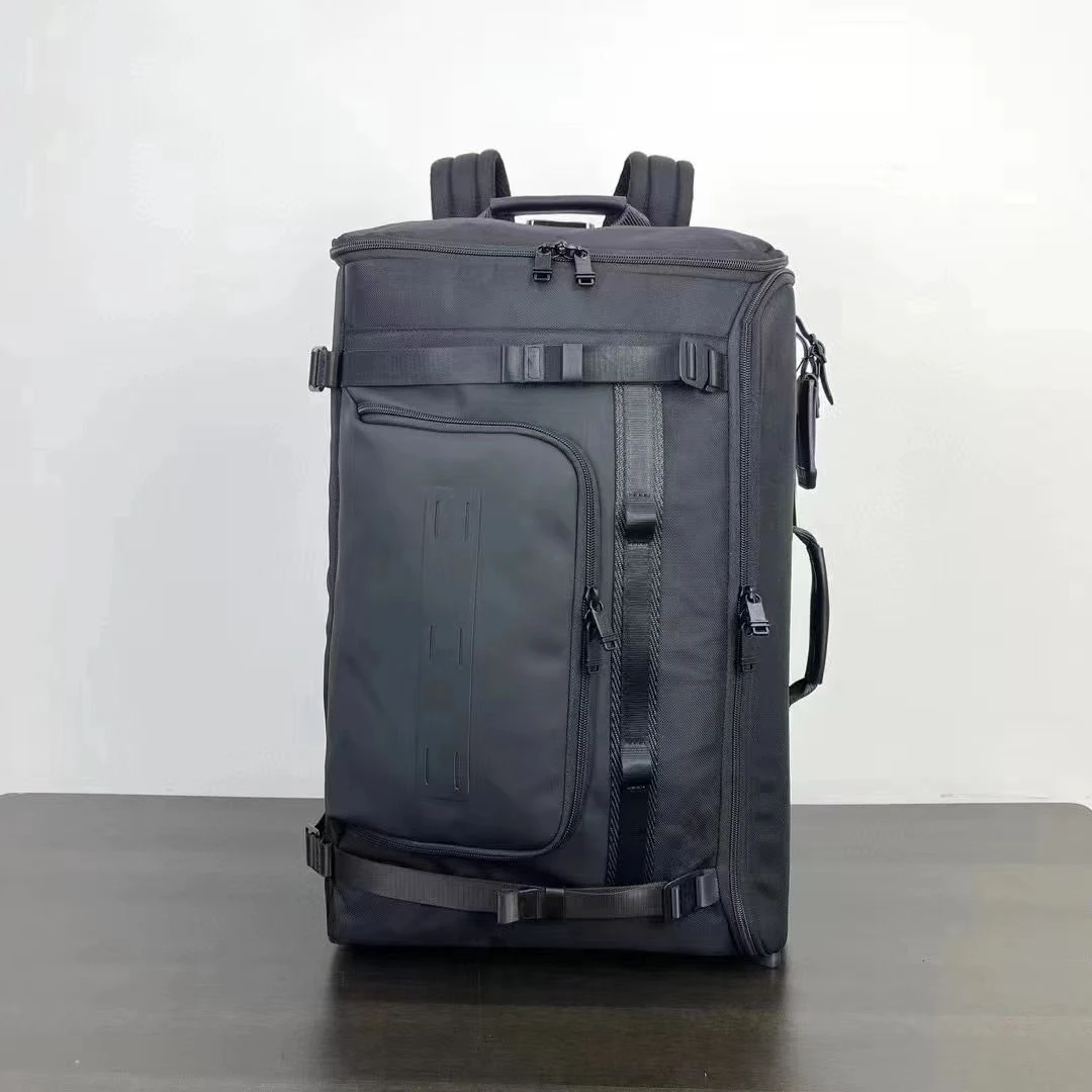 New nylon men's large capacity travel mountaineering bag endurance leisure wear-resistant backpack 232720
New nylon men's large capacity travel mountaineering bag endurance leisure wear-resistant backpack 232720