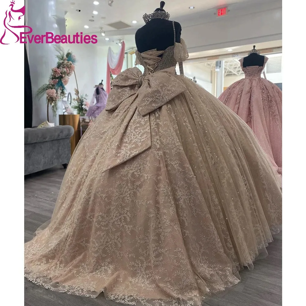 Glitter Tulle Ball Gown Quinceanera Dresses for Juniors Vestidos De 15 Quinceañera Sequin Beade Sweet 16 Dress
Glitter Tulle Ball Gown Quinceanera Dresses for Juniors Vestidos De 15 Quinceañera Sequin Beade Sweet 16 Dress