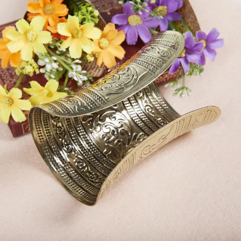 High Quality Women Tribal Belly Dancing Bracelet Cheap Belly Dance Armband Accessories
High Quality Women Tribal Belly Dancing Bracelet Cheap Belly Dance Armband Accessories