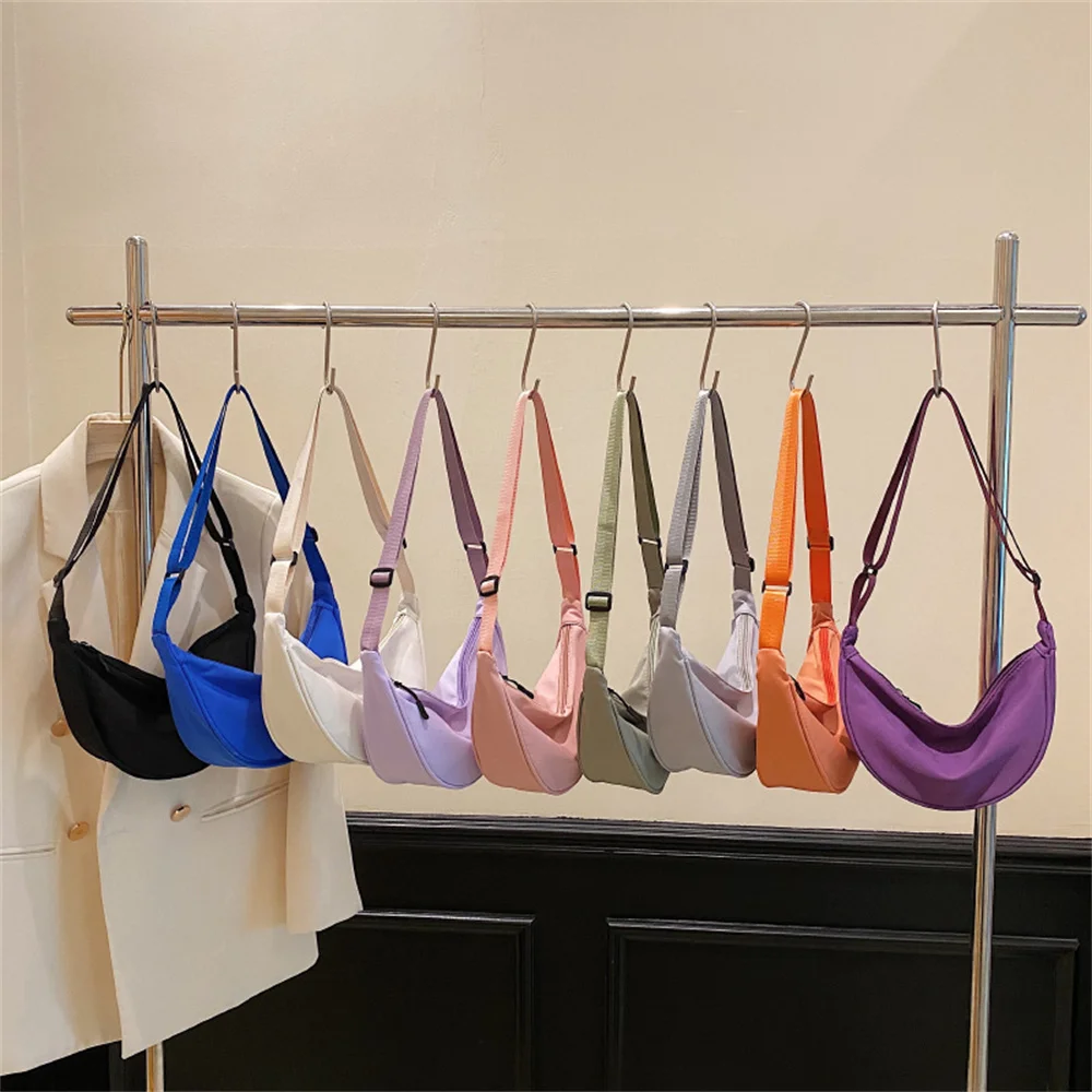 Solid Color Chest Bag For Women Large Capacity Travel Crossbody Half Moon Belt Bag Shoulder Bag Dumpling Bag Messenger Bag Nylon
Solid Color Chest Bag For Women Large Capacity Travel Crossbody Half Moon Belt Bag Shoulder Bag Dumpling Bag Messenger Bag Nylon