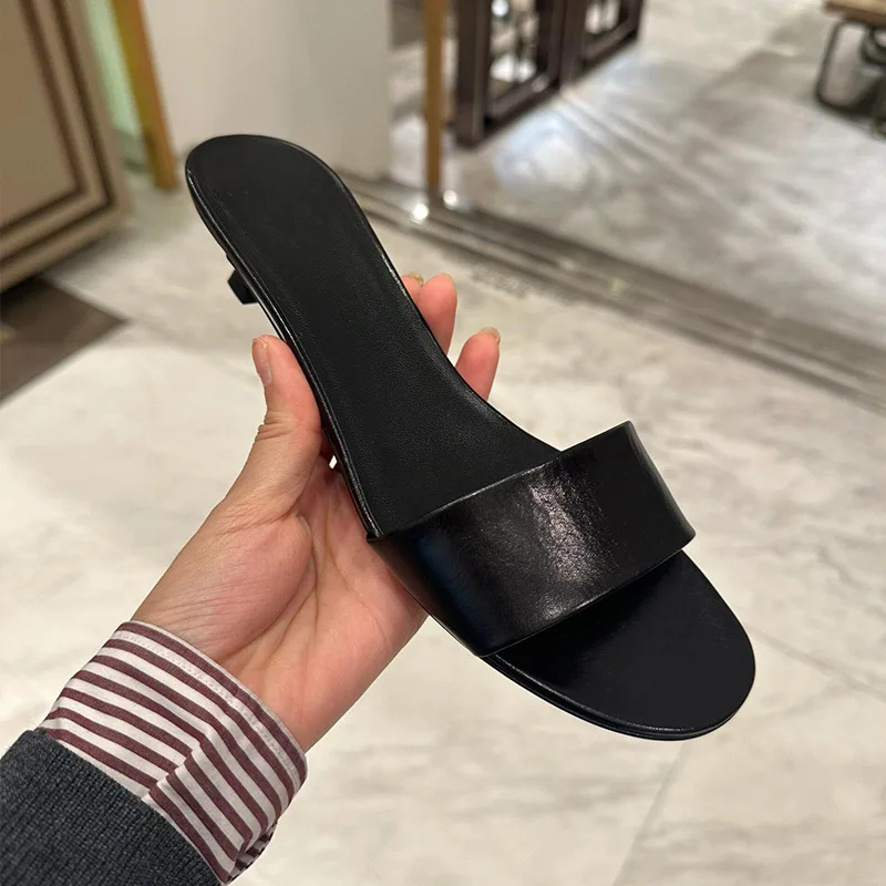 

Genuine Leather Minimalist Style Cat Heel Slippers for Women Wearing Summer New Versatile Low Heel Round Toe Minimalist Sandals
