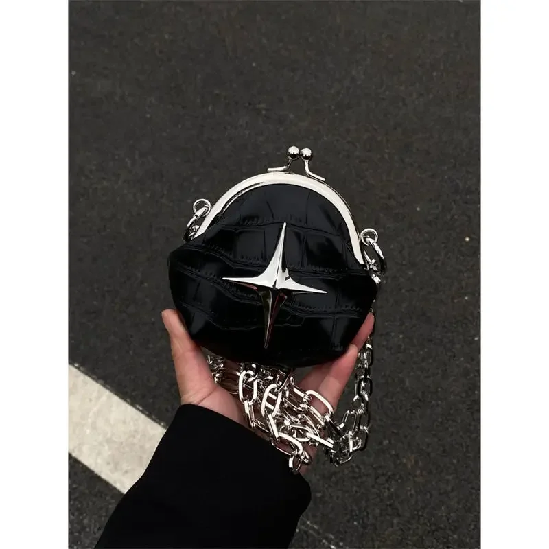 Luxury Designer Summer Women Mini Fashion Star Chain Handbag2023New Black Gripper Crossbody BagY2kAestheticsFashion Shoulder Bag
Luxury Designer Summer Women Mini Fashion Star Chain Handbag2023New Black Gripper Crossbody BagY2kAestheticsFashion Shoulder Bag