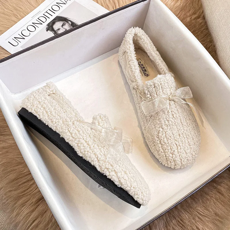 Women Flat Plush Shoes Casual Office and Banquet Loafers Winter Warm Snow Boots Fashion Brand Bow Design Large Lightweight Shoes
Women Flat Plush Shoes Casual Office and Banquet Loafers Winter Warm Snow Boots Fashion Brand Bow Design Large Lightweight Shoes