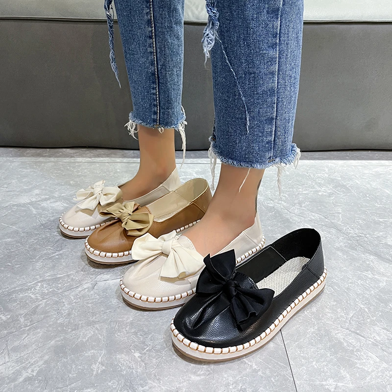 2022 Spring Autumn Casual Women's Shoes Thick-soled Loafers Bow Simple Light Walking Shoes Size 43 Ladies Flat PU Leather Shoes
2022 Spring Autumn Casual Women's Shoes Thick-soled Loafers Bow Simple Light Walking Shoes Size 43 Ladies Flat PU Leather Shoes
