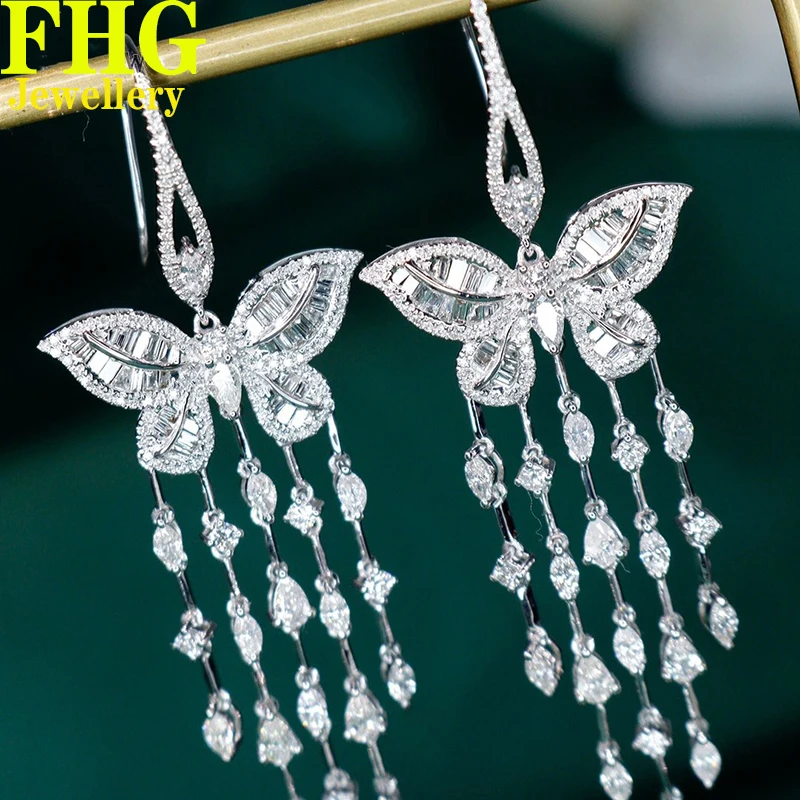 3 Carat 18K Gold Earrings Natural Diamond Butterfly tassels Earrings Very Shiny Quality Assurance Wedding party Birthday Gift
3 Carat 18K Gold Earrings Natural Diamond Butterfly tassels Earrings Very Shiny Quality Assurance Wedding party Birthday Gift