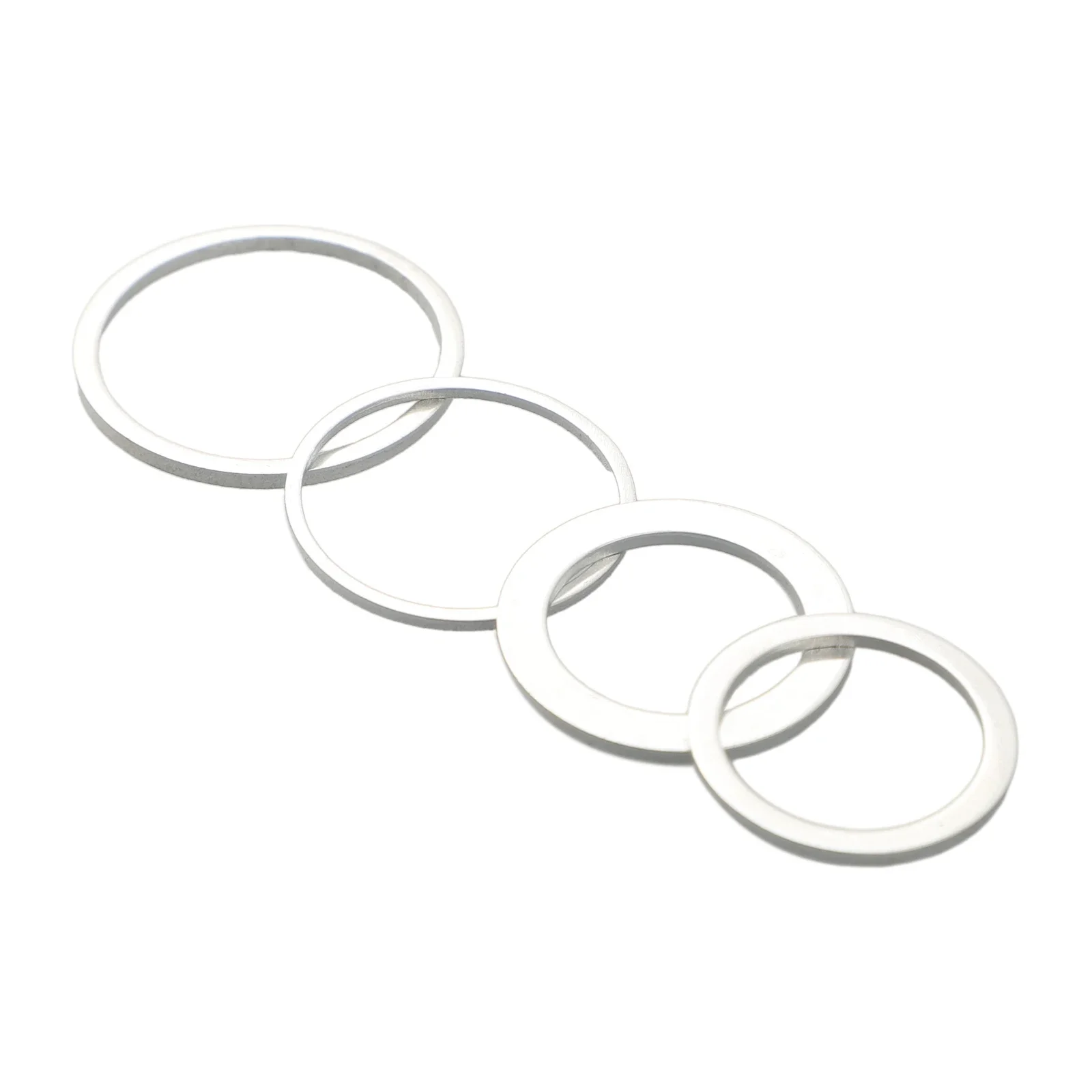 4pcs Circular Saw Ring Saw Blade Reducer Ring Washer Diameter Changer Gasket 20-16mm 22-16mm 22-20mm 22-25.4mm
4pcs Circular Saw Ring Saw Blade Reducer Ring Washer Diameter Changer Gasket 20-16mm 22-16mm 22-20mm 22-25.4mm