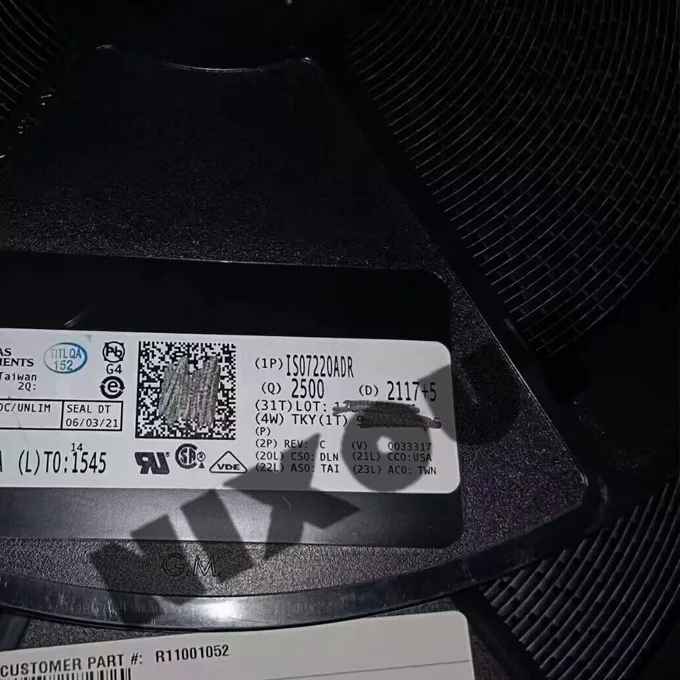 10 шт. ~ 50 шт./лот iso7220адr ISO7220AD SOP8 ISO7220A I7221A SOIC8 обещают 100% оригинал аутентичный
10 шт. ~ 50 шт./лот iso7220адr ISO7220AD SOP8 ISO7220A I7221A SOIC8 обещают 100% оригинал аутентичный