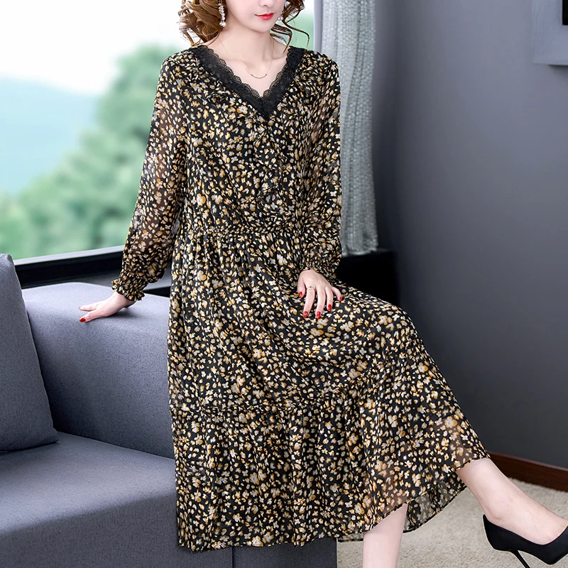 2023 Floral Chiffon Lace Ruffled V-Neck Midi Dress Women Korean Fashion Causal Party Dress Spring Summer Elegant Bodycon Dresses
2023 Floral Chiffon Lace Ruffled V-Neck Midi Dress Women Korean Fashion Causal Party Dress Spring Summer Elegant Bodycon Dresses