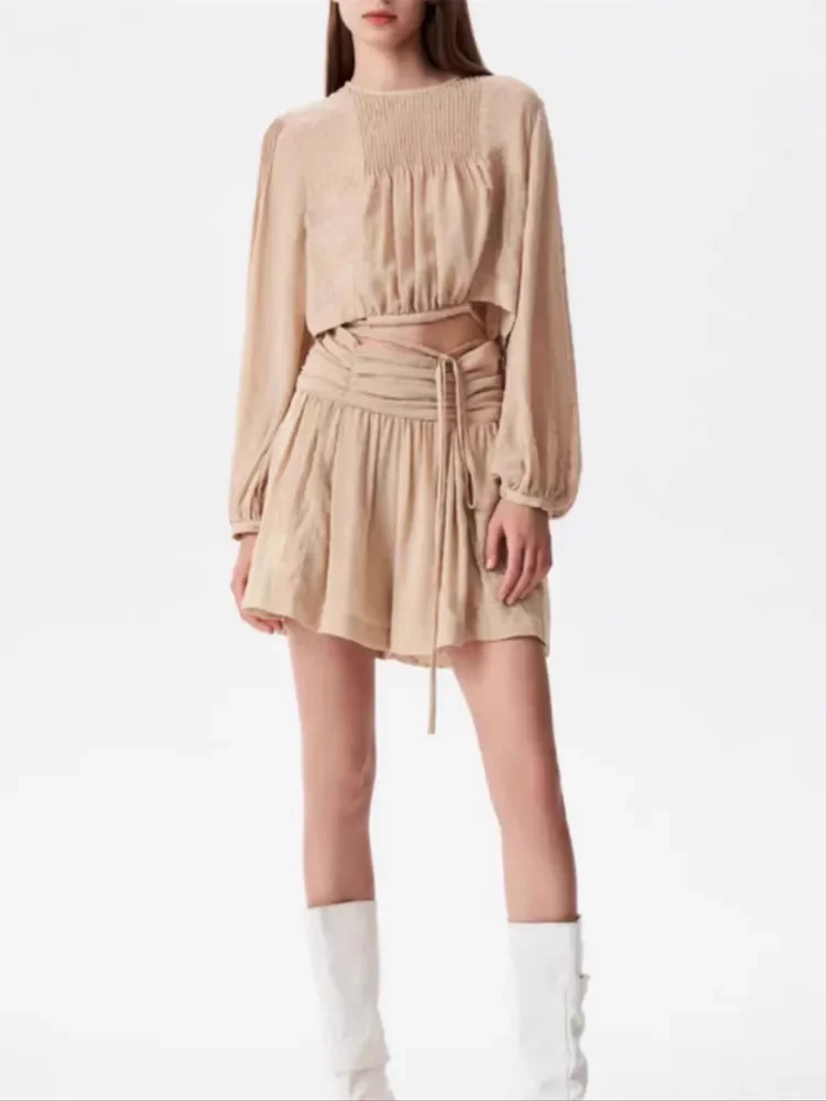 Women's Set 2023 New Round-Neck Lantern Sleeve Blouse or High Waist Lace-Up Loose Commuter Short Skirt
Women's Set 2023 New Round-Neck Lantern Sleeve Blouse or High Waist Lace-Up Loose Commuter Short Skirt