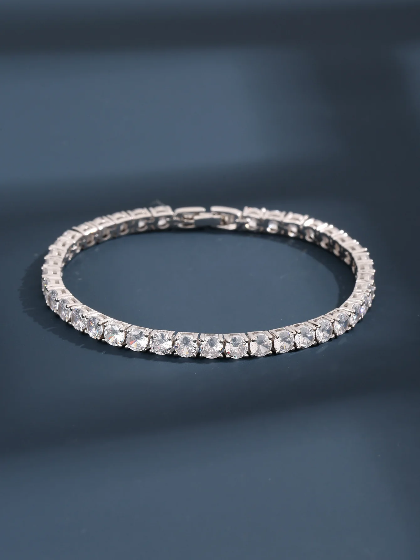 ASL15 High-quality Jewelry Fashion Temperament Bracelet Festival Gift Express Your Heart Exquisite Gift Box Free Shipping
ASL15 High-quality Jewelry Fashion Temperament Bracelet Festival Gift Express Your Heart Exquisite Gift Box Free Shipping