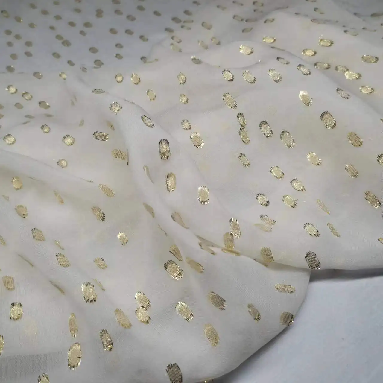 

Brocade Mulberry Silk Fabric Metallic Georgette Saree Somali Dirac Sewing Material
