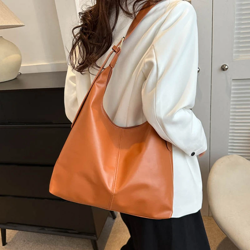 

Large capacity Tote Bag 2024 New retro texture women's shoulder bag Simple commuter underarm bag Korean style bags for women