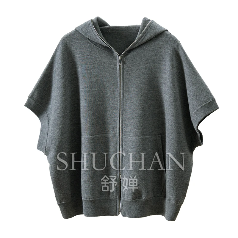 New Worsted Wool Sweater Vest Sleeveless Top Women Hooded Streetwear LOOSE Autumn/Winter Batwing Sleeve sweater mujer
New Worsted Wool Sweater Vest Sleeveless Top Women Hooded Streetwear LOOSE Autumn/Winter Batwing Sleeve sweater mujer