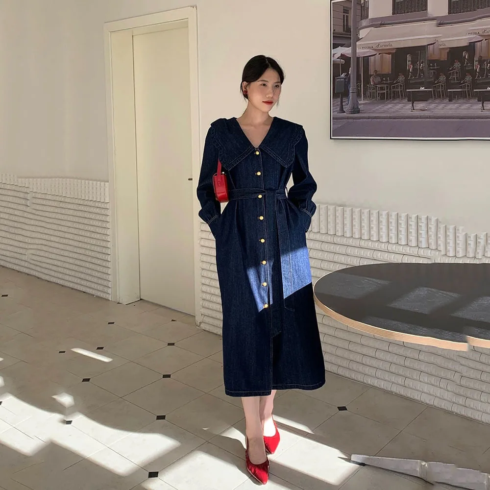 Korean Lotus Collar Denim Dress Women's Autumn Winter 2022 New Vintage Waist Slim Long Dresses Ladies Elegant Robe Vestidos
Korean Lotus Collar Denim Dress Women's Autumn Winter 2022 New Vintage Waist Slim Long Dresses Ladies Elegant Robe Vestidos