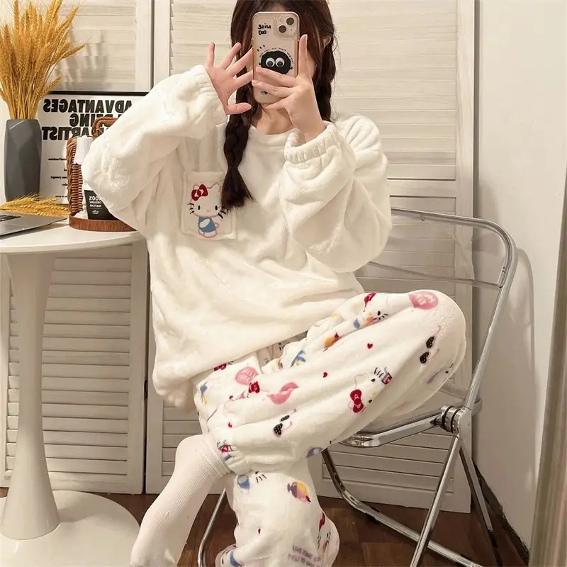 Sanrio Hello Kitty Stuff Coral Fleece Autumn and Winter Pajamas Female Plus Velvet Thicken Keep Warm The New Cartoon Tracksuit
Sanrio Hello Kitty Stuff Coral Fleece Autumn and Winter Pajamas Female Plus Velvet Thicken Keep Warm The New Cartoon Tracksuit