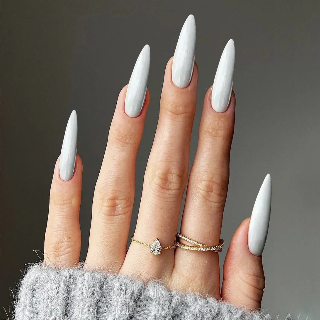 24pcs Detachable Fingernails Art Pointed White Artificial Fake Nails With Glue Full Cover Nail Tips Press On Nails Manicure Tool 
24pcs Detachable Fingernails Art Pointed White Artificial Fake Nails With Glue Full Cover Nail Tips Press On Nails Manicure Tool