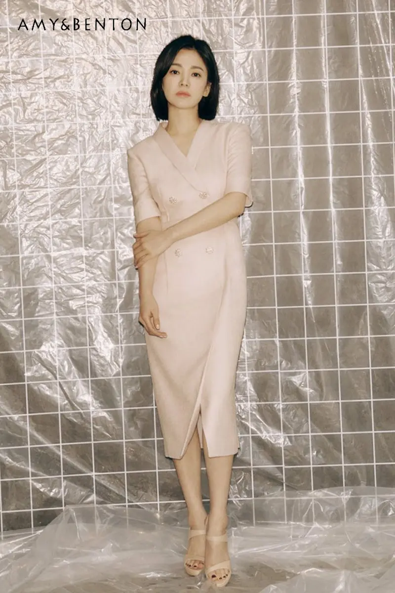 Early Autumn New Slit Slim-Fitting Commuter Dress Double Breasted Suit Collar Short Sleeve Mid-Length Overknee Dress for Women
Early Autumn New Slit Slim-Fitting Commuter Dress Double Breasted Suit Collar Short Sleeve Mid-Length Overknee Dress for Women