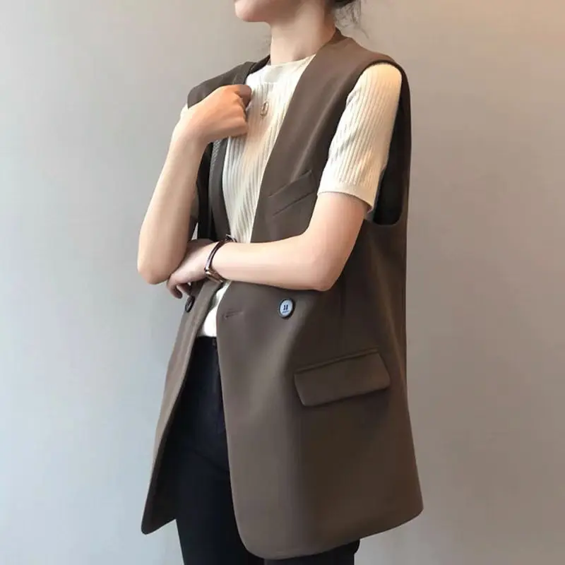 2024 Women's Spring Autumn Fashion Long Sleeveless Jackets Female Single Button Suit Vest Ladies Thin V-neck Waistcoat W657
2024 Women's Spring Autumn Fashion Long Sleeveless Jackets Female Single Button Suit Vest Ladies Thin V-neck Waistcoat W657