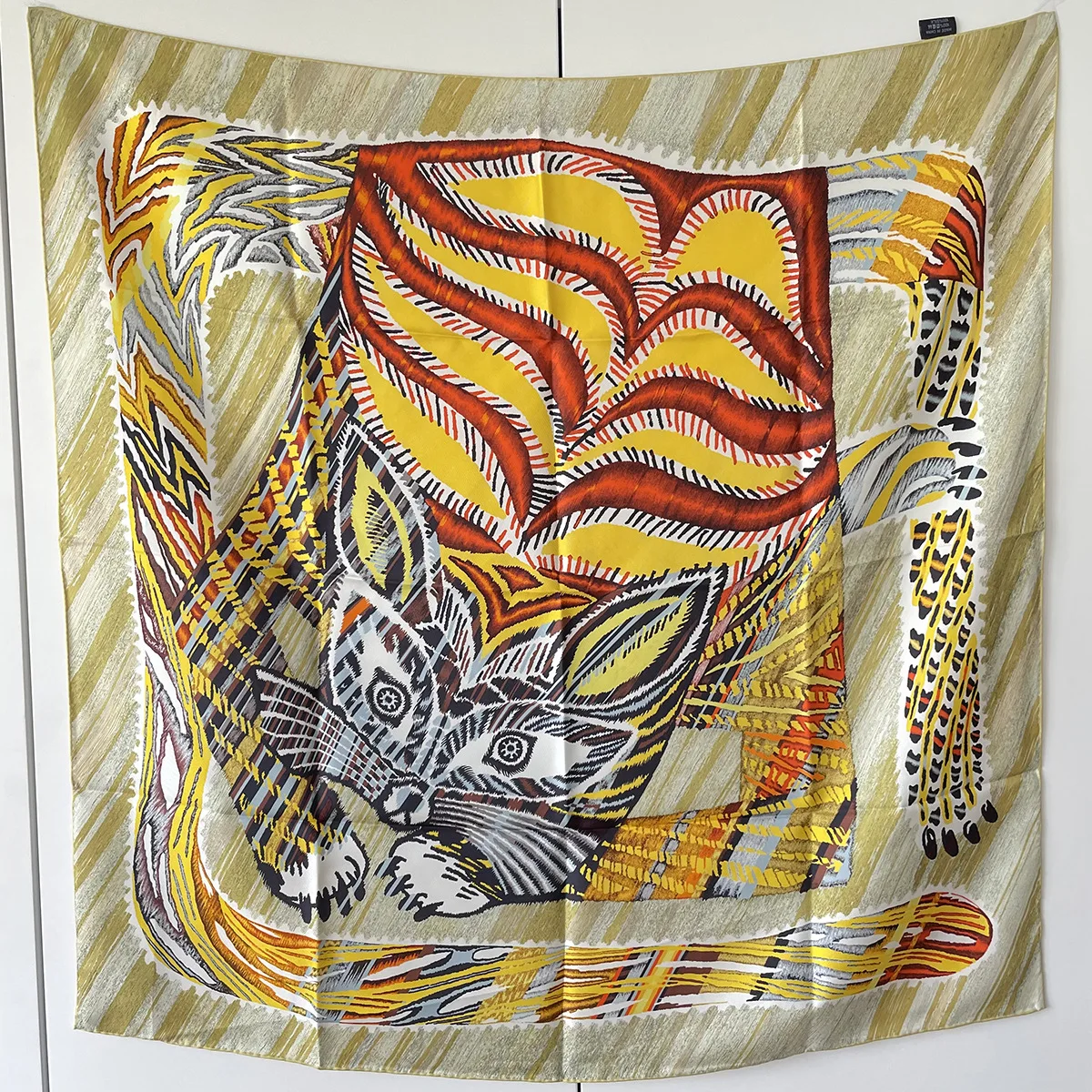 Kitten Print Double Sided 100% Silk Scarf New Design Brand Square Scarf Shawl Hand Rolled Edges Women Hijab Foulard Bandana
Kitten Print Double Sided 100% Silk Scarf New Design Brand Square Scarf Shawl Hand Rolled Edges Women Hijab Foulard Bandana