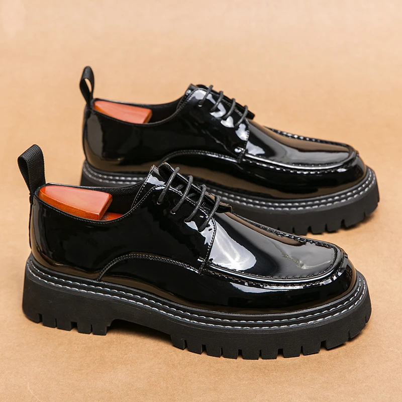 New Black Loafers Men Patent Leather Shoes Breathable Solid Casual Shoes Handmade Free Shipping Men Dress Shoes
New Black Loafers Men Patent Leather Shoes Breathable Solid Casual Shoes Handmade Free Shipping Men Dress Shoes