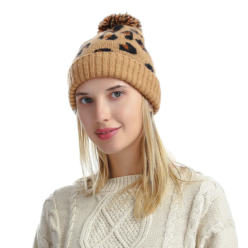 

Men's And Women's New Autumn And Winter Woolen Hat Hot Message Jacquard Knitted Hat Fashion Warm Hairball Woolen Hat