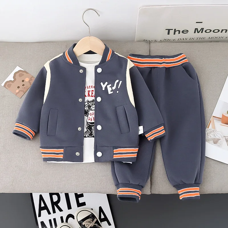 2024 Baby Spring Clothes Korean Casual Children's Suit for Boy Cartoon Cardigan Coats + T-shirts + Casual Pants Kids Boys Outfit
2024 Baby Spring Clothes Korean Casual Children's Suit for Boy Cartoon Cardigan Coats + T-shirts + Casual Pants Kids Boys Outfit