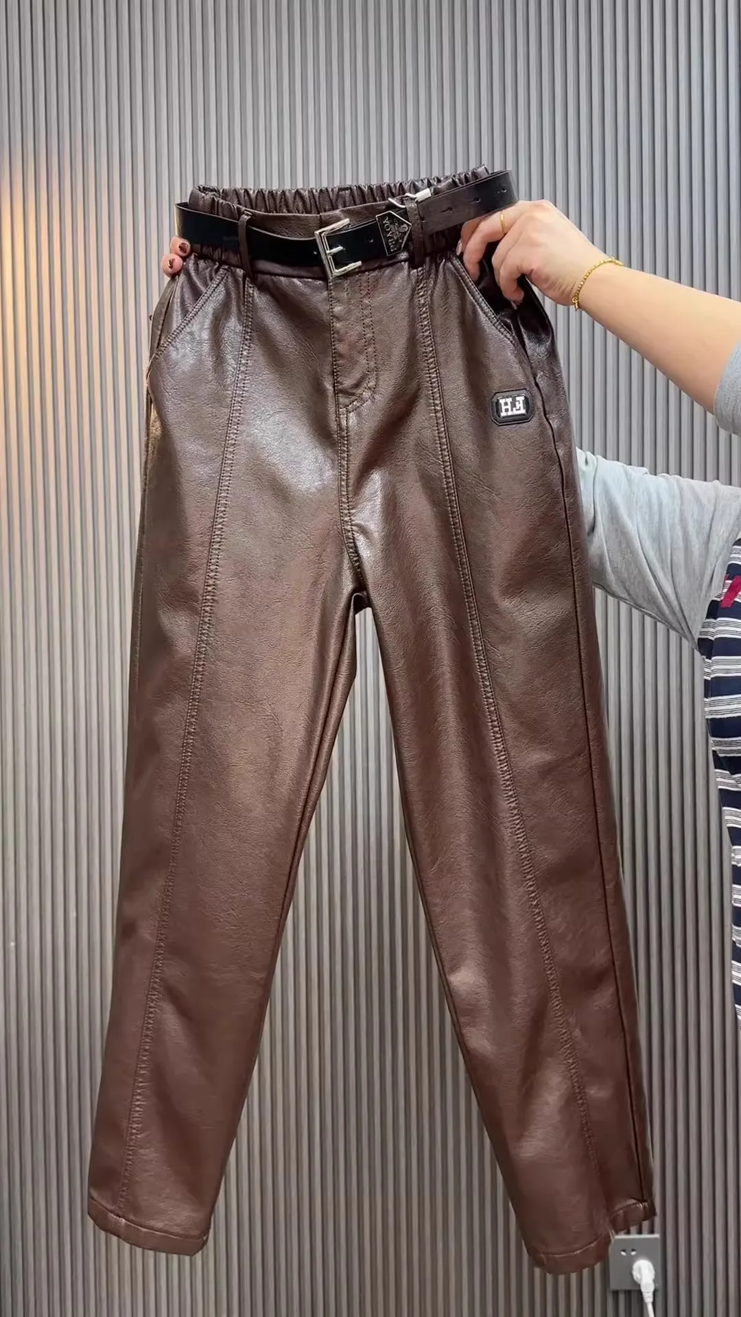 Fashion Y2k Leather Pants High Quality PU Casual Straight Leg Pant Loose Slimming Plus Size Highs Waist Haren Trousers Women 33 Se6dc2e14c0874bcfaefef0e78cc750eeD