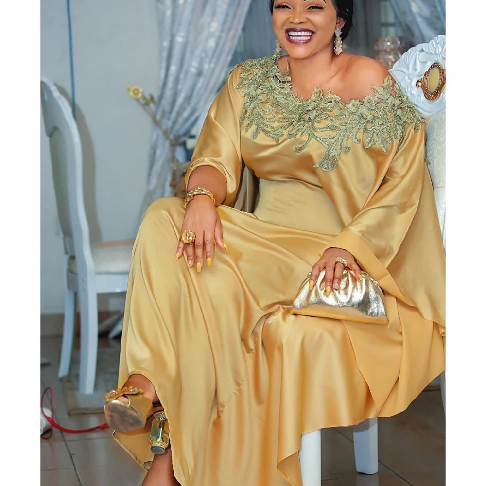 African Women's Dress Hot Selling Silk Cloth Round Tie Diamond Lace Robe ML103Q88
African Women's Dress Hot Selling Silk Cloth Round Tie Diamond Lace Robe ML103Q88