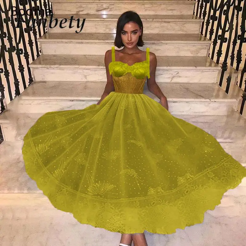 Fashion Female Loose Big Swing Party Dress Sexy Mesh Stitching Maxi Dresses Elegant Women Luxury Perspective Lace Gala Dresses
Fashion Female Loose Big Swing Party Dress Sexy Mesh Stitching Maxi Dresses Elegant Women Luxury Perspective Lace Gala Dresses